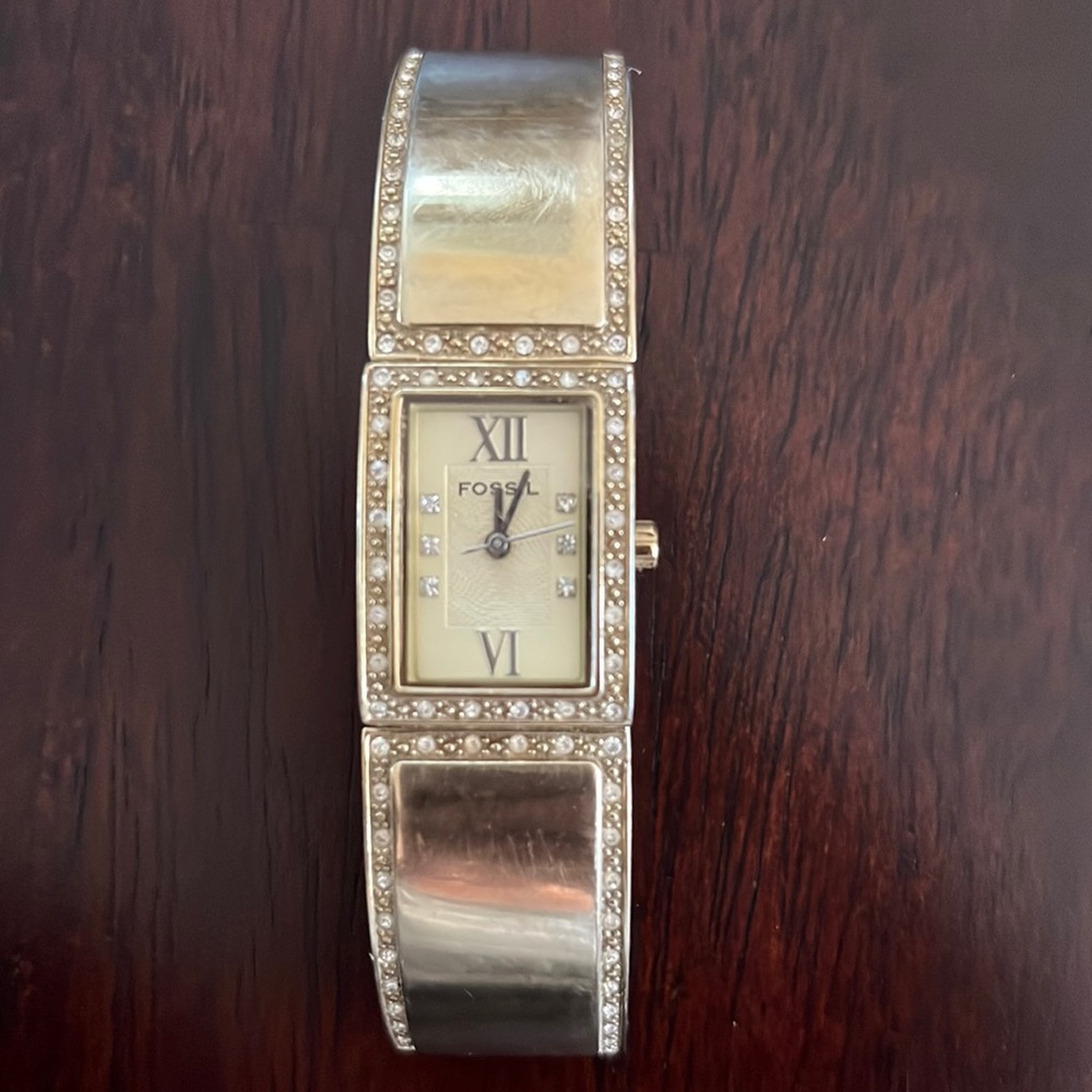 Fossil watch